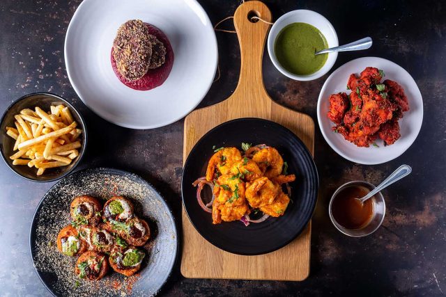 Riwaz Beaconsfield: Fine dining Indian vegetarian and vegan specialties in Bucks.