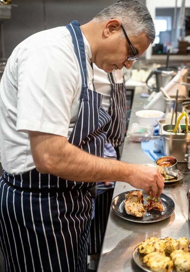 Riwaz Restaurant Bucks: Exceptional Indian cuisine in the heart of Beaconsfield.