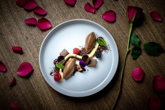 Luxury Indian fine dining for Valentine's Day at Riwaz restaurant, Beaconsfield.