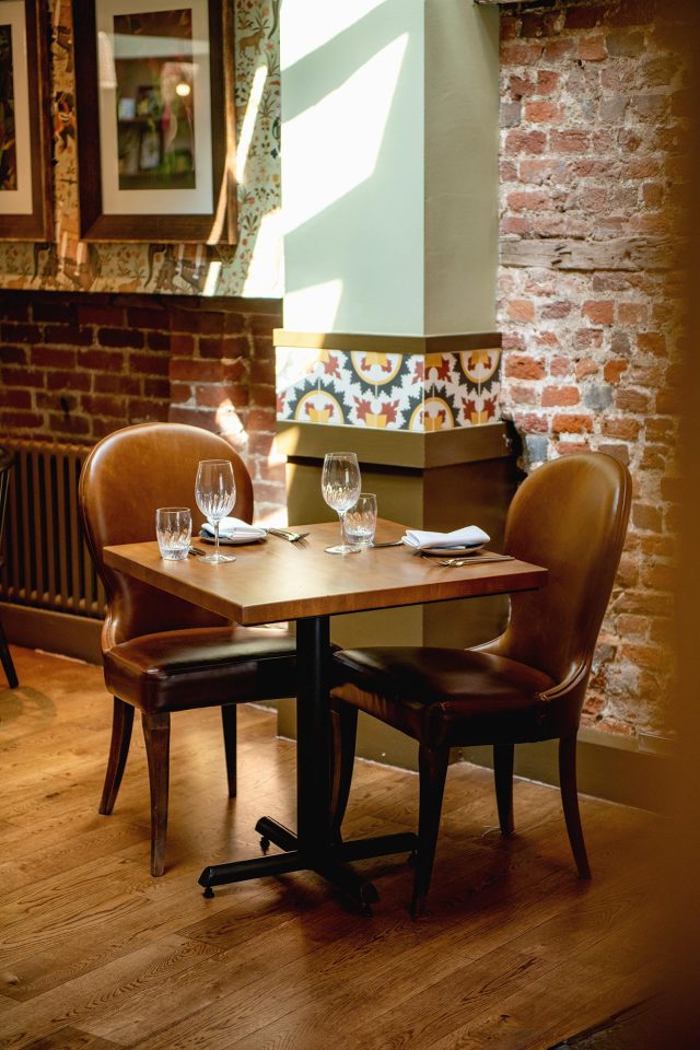 Riwaz by Atul Kochhar: Fine dining modern Indian restaurant in Beaconsfield.
